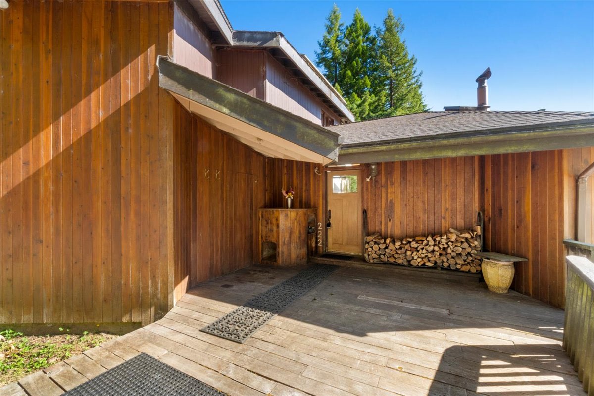 222 Simmons Ln, Arcata, CA — photo 12 of 102